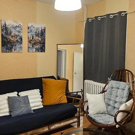 Cottage, Vue Montagne, Calme 펜션 라루브불